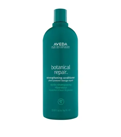 Aveda Botanical Repair Strengthening Conditioner In White