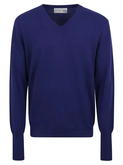 Ballantyne V-neck Cashmere Jumper In Blue