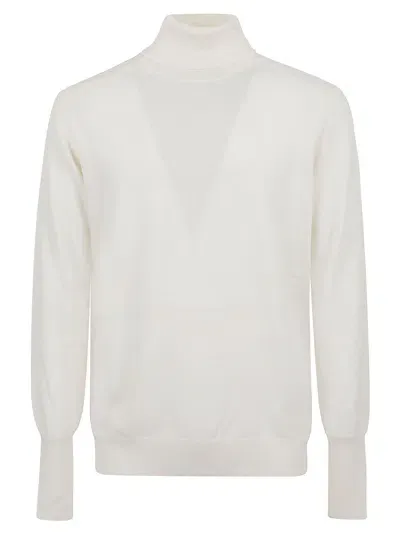 Ballantyne T Neck Pullover In White