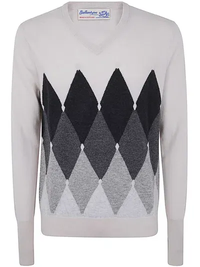 Ballantyne V Neck Pullover Clothing In White