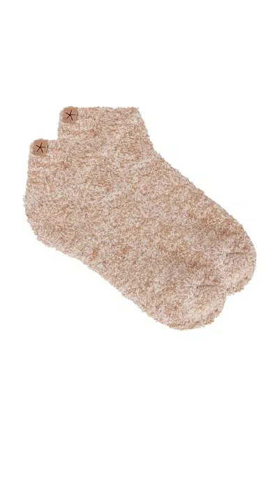 Barefoot Dreams Cozychic Heathered Tennis Socks In Willow & White