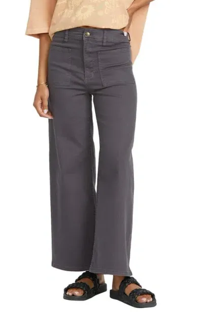 Billabong Free Spirit Stretch Cotton Crop Wide Leg Pants In Black Sands