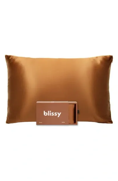 Blissy Mulberry Silk Pillowcase In Brown