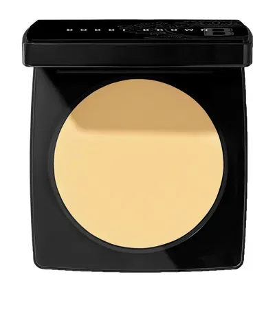 Bobbi Brown Sheer Finish Pressed Powder In White