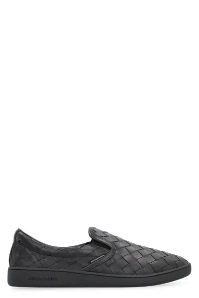 Bottega Veneta Sawyer Leather Slip-on In Black