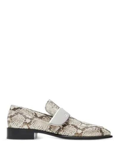 Burberry Shield Loafer Mit Print In Neutrals