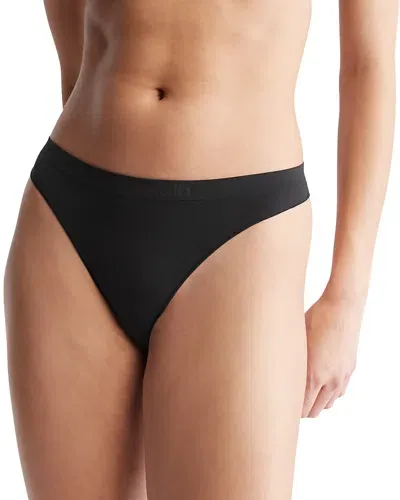 Calvin Klein Women's Bonded Flex Mid-rise Thong Underwear Qd3958 In Black