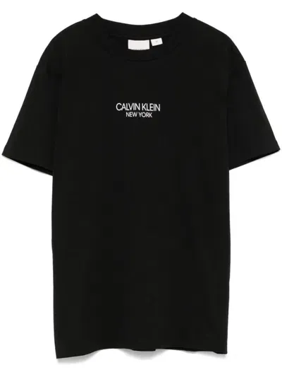 Calvin Klein Logo-print T-shirt In Schwarz