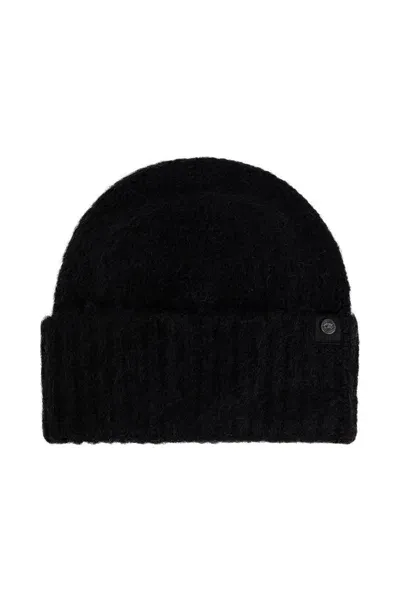 Canada Goose Logo Plaque Beanie In Black