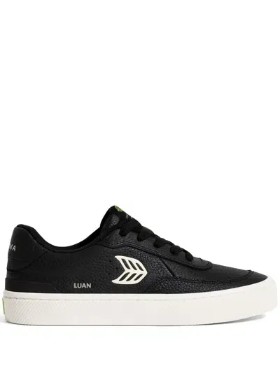 Cariuma Luan Pro Sneakers In Black/ivory