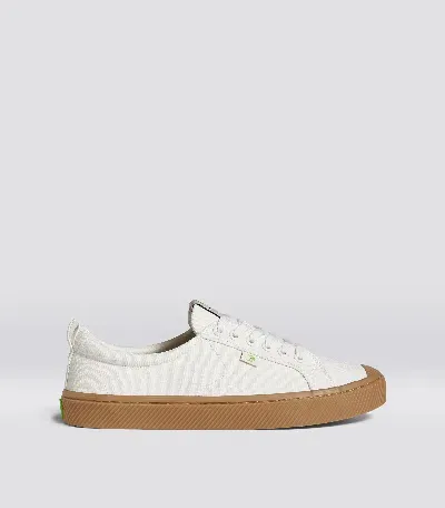 Cariuma Oca Low Gum Off-white Canvas Sneaker Men