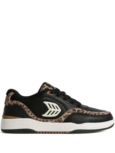 Cariuma Uba Sneakers In Black/leopard Print & Ivory