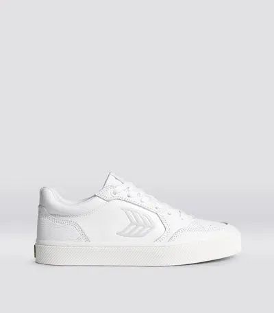 Cariuma Vallely Premium Leather Sneakers In White Premium Leather/ice