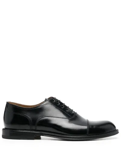 Cenere Calzature Oxford In Pelle In Black