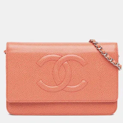 Pre-owned Chanel Cc Caviar Wallet On Chain In Red