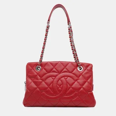 Pre-owned Chanel Cc Petite Caviar Soft Tote In Red