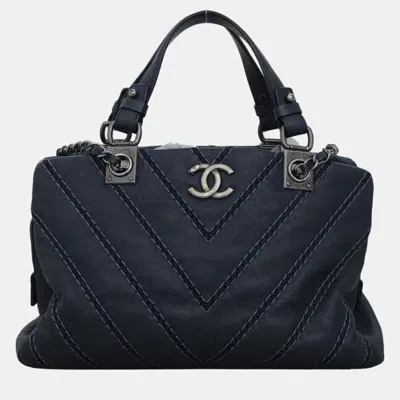 Pre-owned Chanel Double Stitch Cc Chevron Tote Bag In Blue