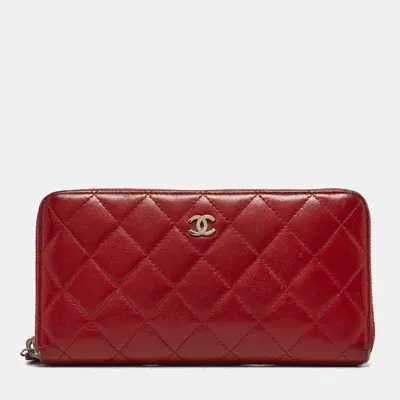 Pre-owned Chanel Red Quilted Leather Cc Zip Continental Wallet