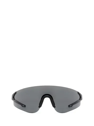 Chimi Sunglasses In Black