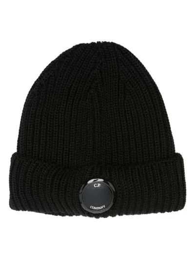 C.p. Company Lens Detail Beanie Hat In Black