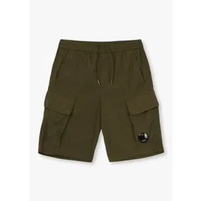 C.p. Company Mens Chrome-r Cargo Shorts In Ivy Green In Green Fabric