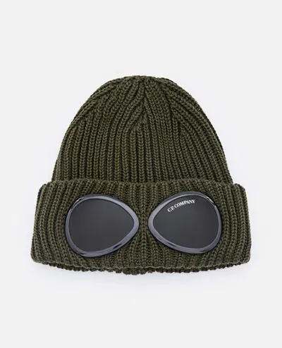 C.p. Company Extra Fine Wool Goggle Beanie In Green