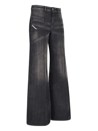 Diesel D-akii Bootcut Jeans In Black