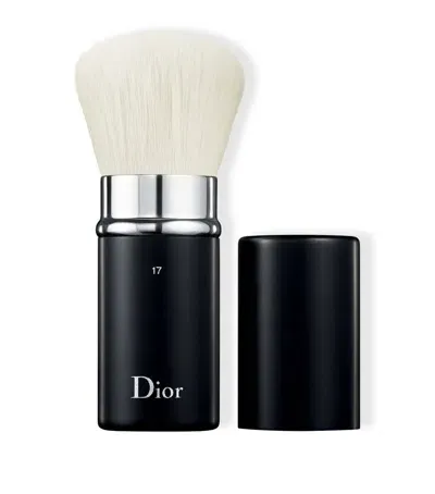 Dior Retractable Kabuki Brush N°17 In White