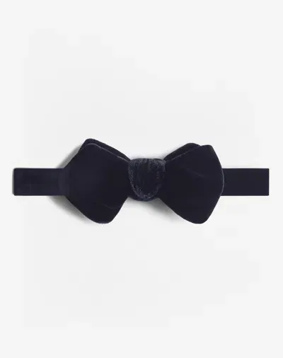 Dunhill Velvet Point Butterfly Self Bow-tie In Black