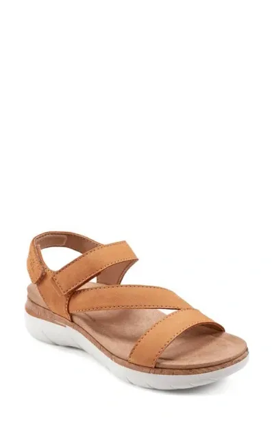 Earth Roni Ankle Strap Sandal In Medium Natural Leather