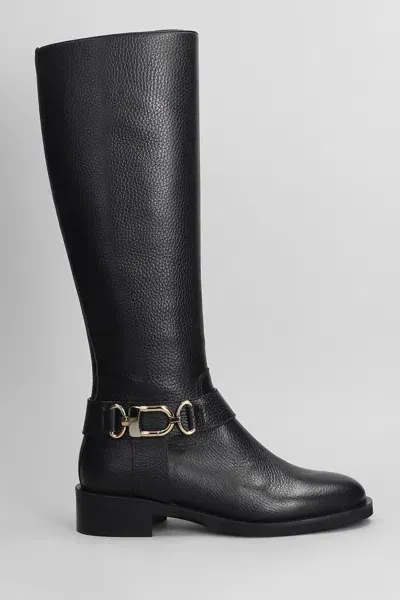 Evaluna Low Heels Boots In Black