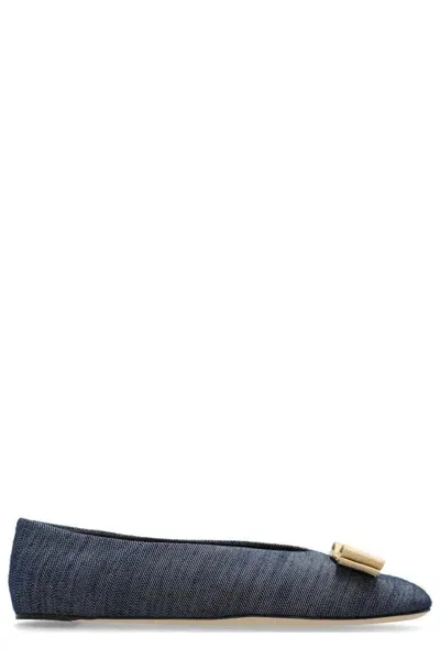 Ferragamo Salvatore  Vara Bow Denim Ballet Flats In Blue