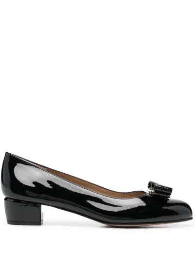 Ferragamo Vara Leather Pumps In Black