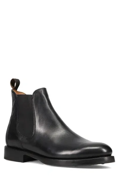 Frye Dylan Chelsea Boot In Black