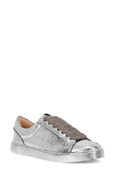 Frye Ivy Low Top Sneaker In Gray