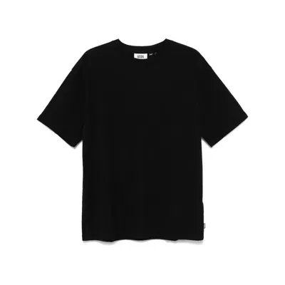 Gcds T-shirts In Black