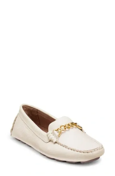 G.h.bass Dylan Chain Driver Loafer In Off White