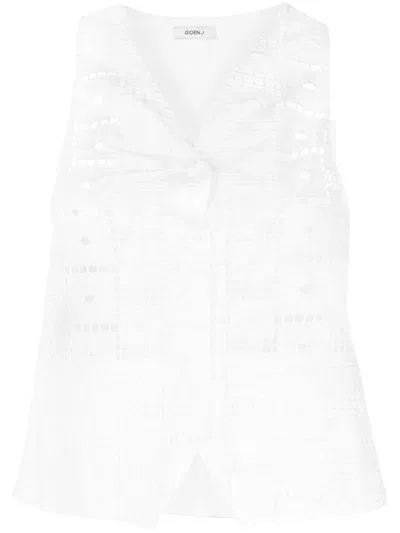 Goen J Cut Out-detail Vest In White