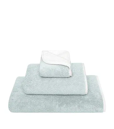 Graccioza Bicolore Bath Towel In Blue