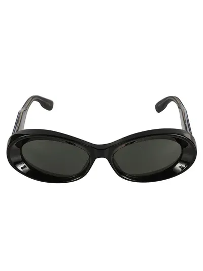 Gucci Oval Thick Sunglasses In Black