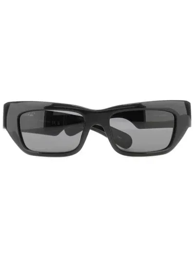 Gucci Rectangle-frame Sunglasses In Black