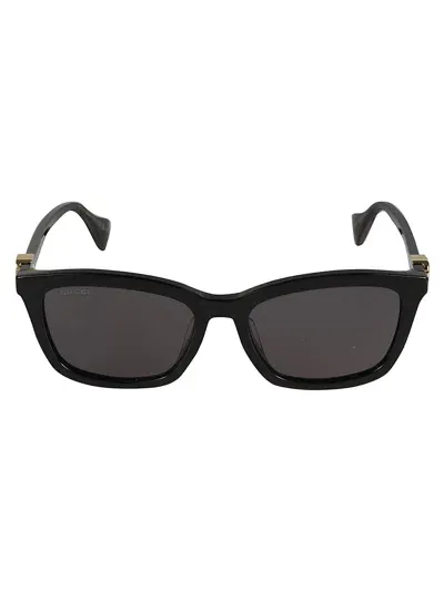 Gucci Wayfarer Classic Sunglasses In Black