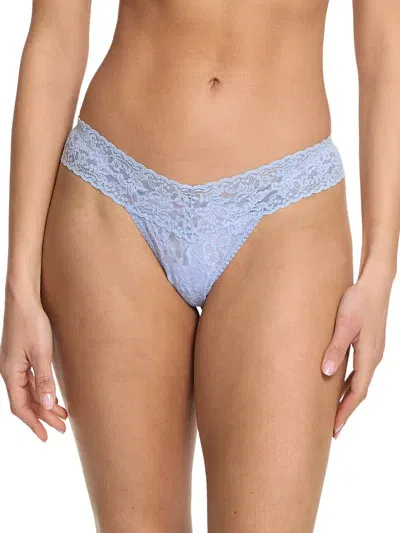 Hanky Panky Signature Lace Low Rise Thong In Blue