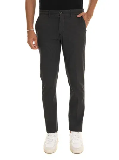 Harmont & Blaine Chino In Black