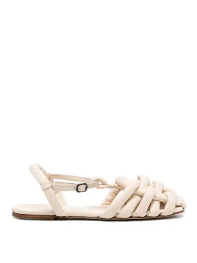 Hereu Cabersa Flat Sandals In White