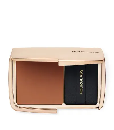 Hourglass Vanish Airbrush Pressed Powder In White