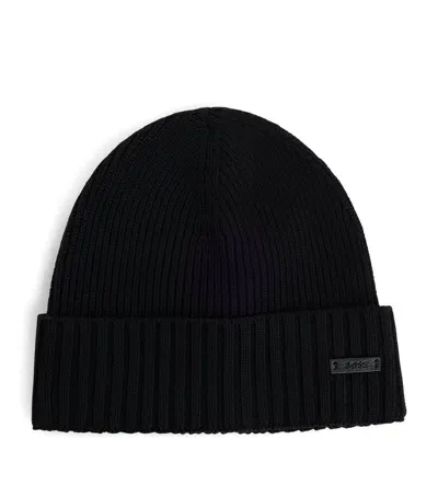 Hugo Boss Virgin Wool Logo-badge Beanie In Black