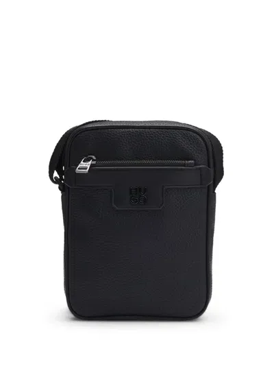 Hugo Logo-plaque Shoulder Bag In Black