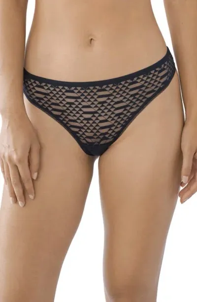 Huit Garconne Thong In Black