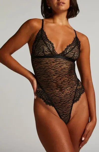 Hunkemoller Hunkemöller Misio Mesh & Lace Teddy In Caviar